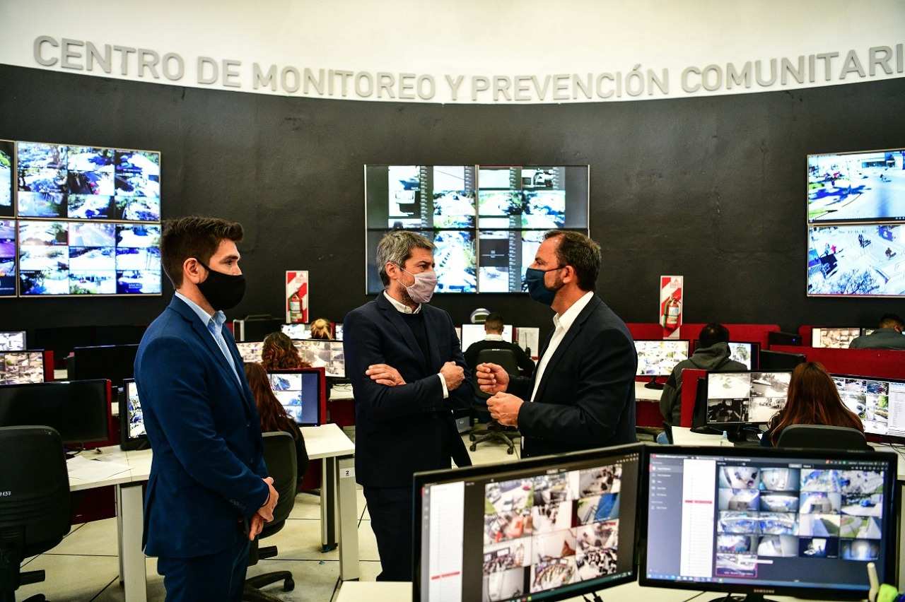 Ariel Sujarchuk y Matías Lammens recorrieron distintos puntos del distrito y supervisaron los trabajos del programa “Clubes en Obra”