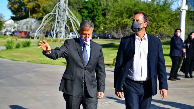 Histórico compromiso entre la Municipalidad de Escobar y la Universidad Nacional de San Martín   para diseñar una escuela preuniversitaria de orientación técnica  