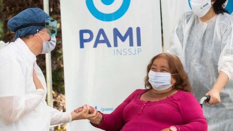 Volnovich: ” Los efectos de la Campaña de Vacunación se ven en la Baja de la Tasa de Internación”