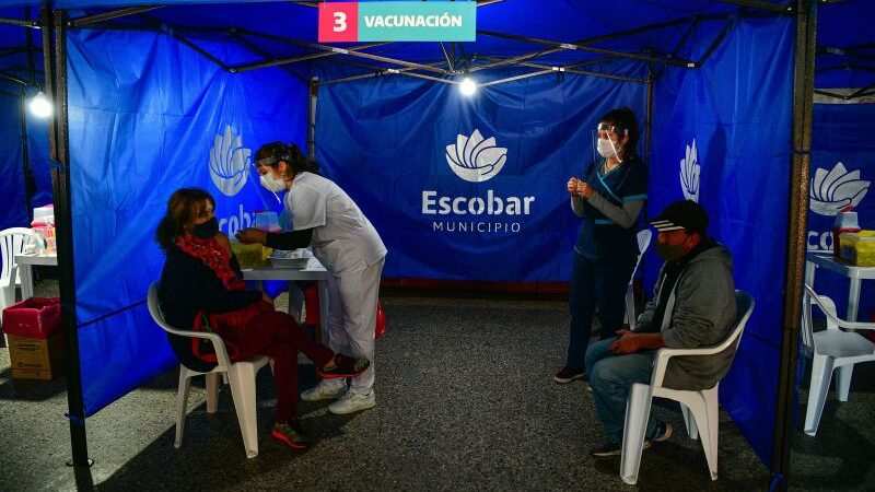 Con la aplicación de más de 50.000 dosis, ya se vacunó contra el Covid-19 al 50% de las personas anotadas en el partido de Escobar