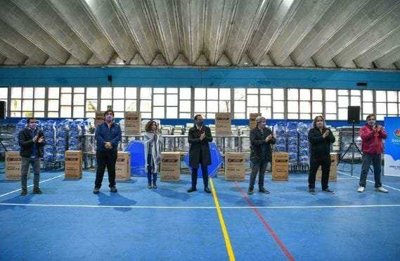 Ariel Sujarchuk hizo entrega de mobiliario escolar para 54 establecimientos educativos del partido de Escobar