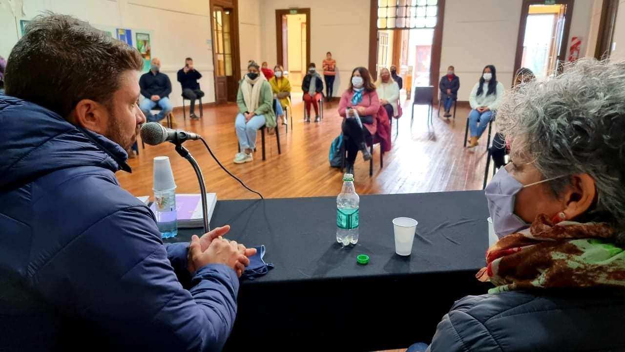 Entrega de materiales del Registro de Promotoras/es territoriales “Tejiendo Matria”