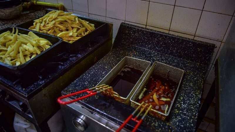 El Municipio de Escobar, promueve la recolección y reciclaje de Aceite Vegetal Usado en los grandes generadores del distrito