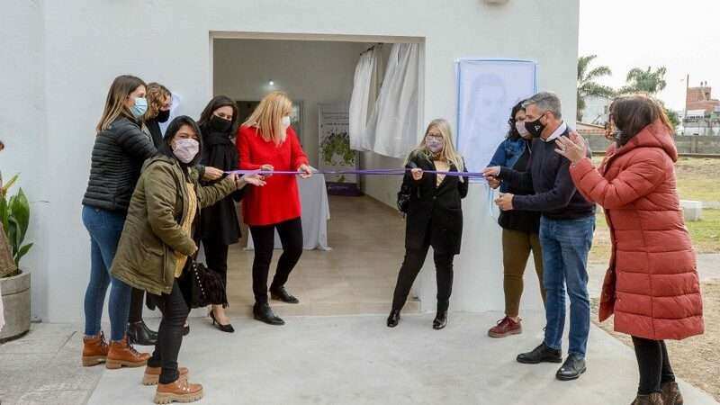Zabaleta inauguró la obra de ampliación de la Casa de la Mujer y presentó el programa de Justicia Menstrual