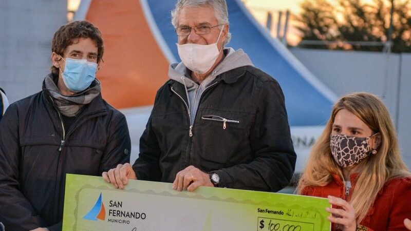 Juan Andreotti celebró el Día del Fomentista otorgando  un subsidio a instituciones sanfernandinas