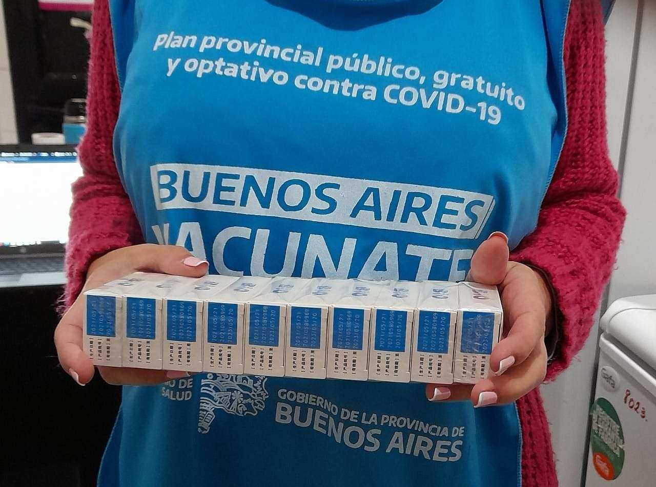 Exaltación, llegaron 900 Vacunas al Complejo Andrés Salgado