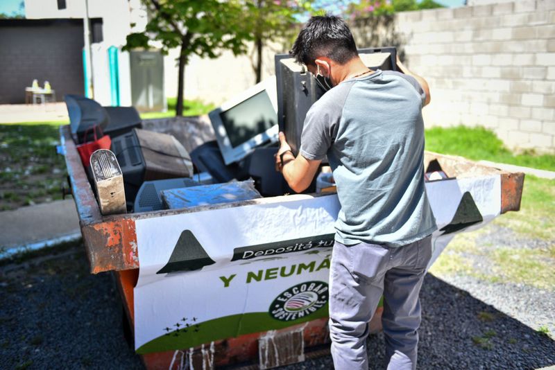 Escobar Sostenible: el Municipio organiza una nueva jornada de recolección de residuos de aparatos eléctricos y electrónicos (RAEE) en todo el distrito