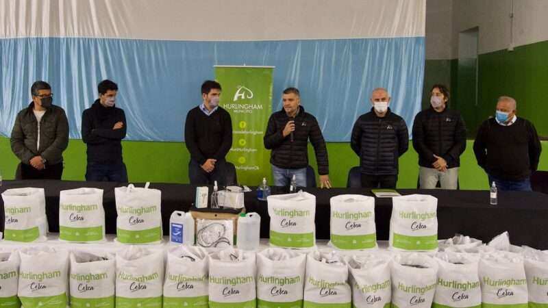 Zabaleta firmó un convenio con el Ministerio de Turismo y Deportes para regularizar los clubes de barrio