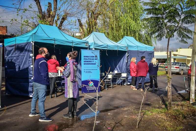 La Municipalidad continúa con operativos integrales en los barrios para acercar prestaciones y facilitar trámites 