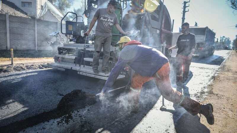 La Municipalidad abrirá la licitación para repavimentar la calle Kennedy en el barrio El Cazador y continuar el asfalto en La Pista en Ingeniero Maschwitz
