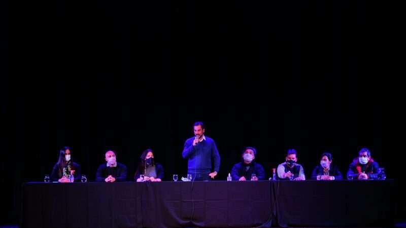 Ariel Sujarchuk profundiza las mejoras laborales de los trabajadores municipales: amplía a 40% el aumento anual y dispone dos bonos extras