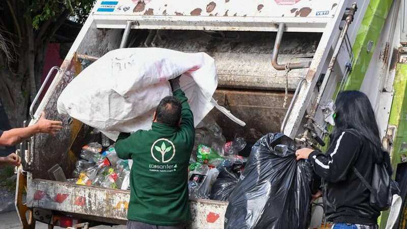 Día de la Conciencia Ambiental: San Fernando y las murgas continúan reciclando en distintos barrios