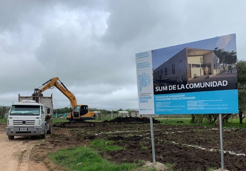 Comenzó la construcción del SUM Comunitario en Arroyo de la Cruz