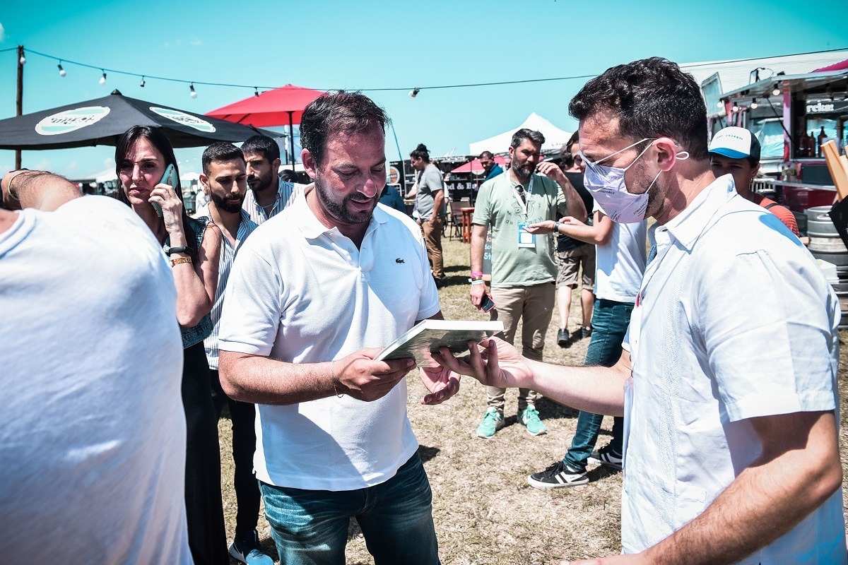 Expo Escobar: Felipe Pigna y Darío Sztajnszrajber brindaron una charla y Duki cerrará el multievento de negocios más grande de la Argentina, que convocó a miles de personas
