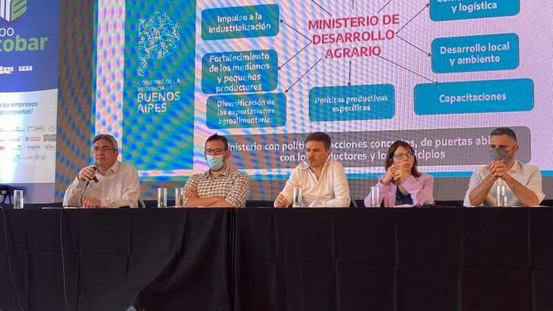 Expo Escobar: Ariel Sujarchuk, Augusto Costa e importantes autoridades provinciales encabezaron un coloquio con los secretarios y secretarias de Producción de los 135 municipios bonaerenses