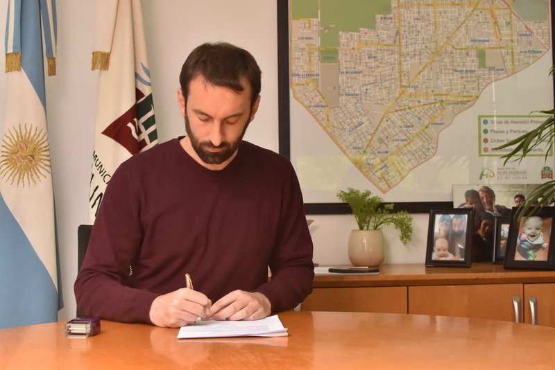 Selci anunció un aumento del 10% para trabajadores municipales, un bono de 5 mil y el retorno a la presencialidad de todo el personal