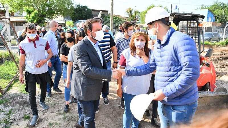 Ariel Sujarchuk supervisó los trabajos de construcción de la Escuela Secundaria 11 Carlos Fuentealba de Garín