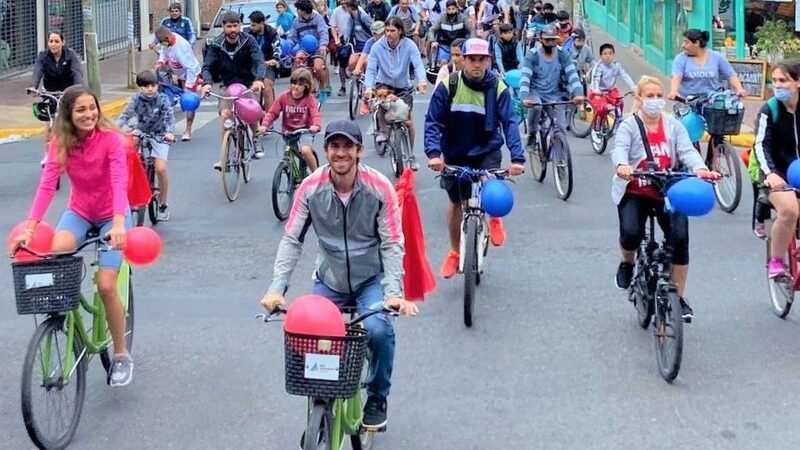 Cerca de 3 mil vecinos disfrutaron la tradicional Bicicleteada Familiar de San Fernando