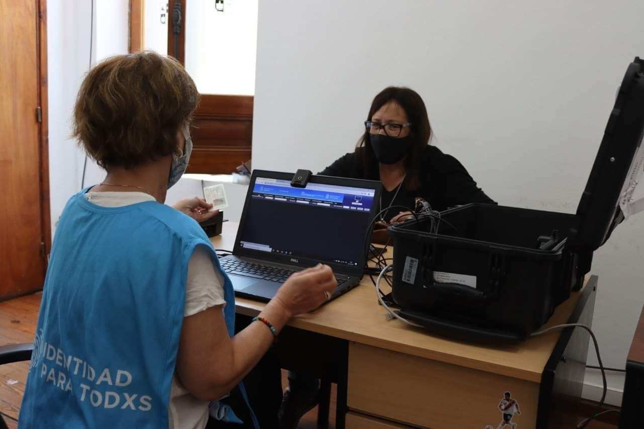 Exaltación, retiro de Documentación de Operativo Móvil