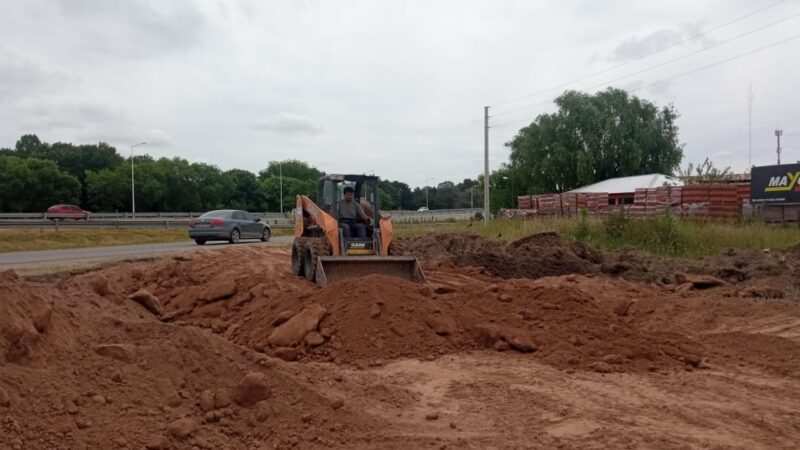 Exaltación, mantenimiento de calles : 5500 metros en el Corredor de la 8
