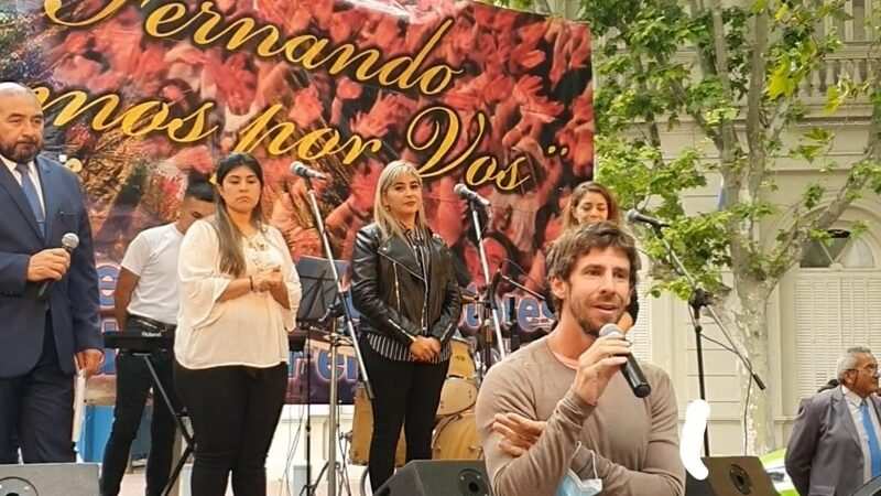 “San Fernando, Oramos por Vos” se realizó en la Plaza Mitre con la presencia del Intendente Juan Andreotti