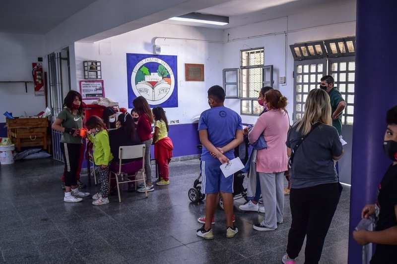 La Municipalidad de Escobar comenzó el operativo de vacunación pediátrica contra el Covid-19 en escuelas primarias del distrito