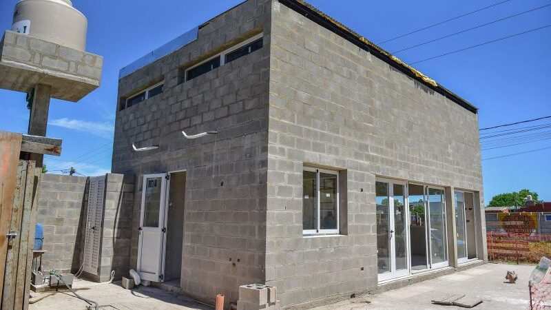Avanza la construcción de un salón comunitario en el barrio Villa Boote