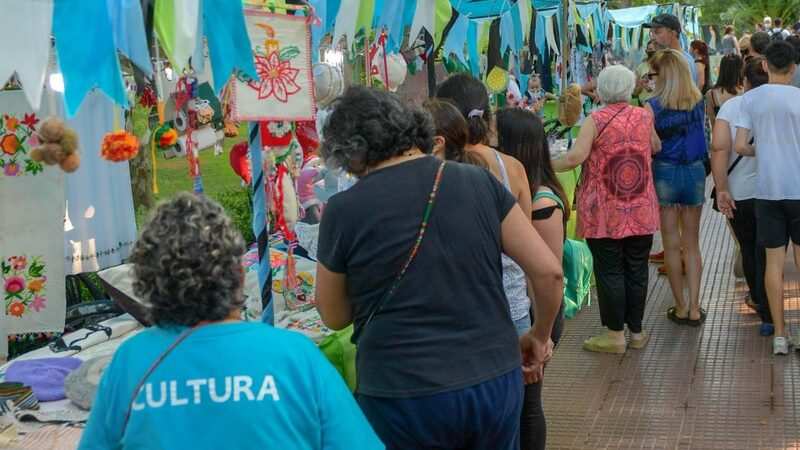 Con gran convocatoria, se realizó la Expo Talleres Culturales 2021 en la Plaza Mitre de San Fernando