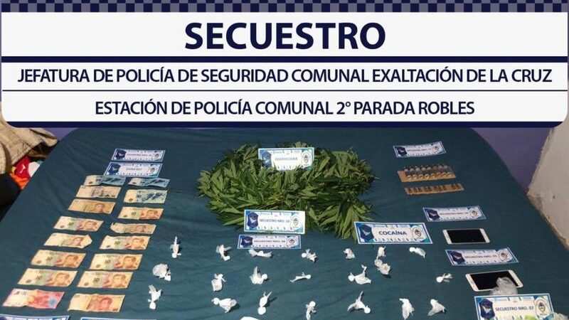 Robles, detuvieron a un sujeto que vendía Drogas