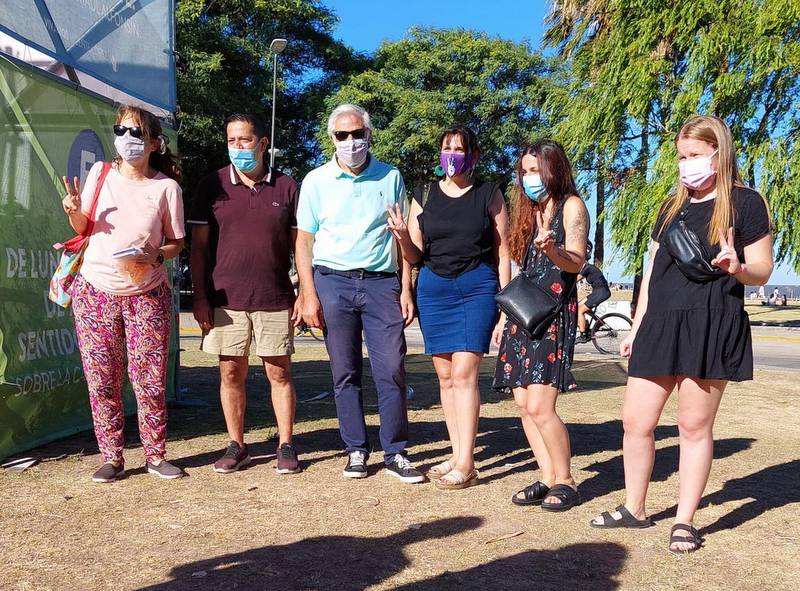 Vecinas, vecinos y organizaciones ambientales se movilizaron nuevamente reclamando por el Paseo Costero