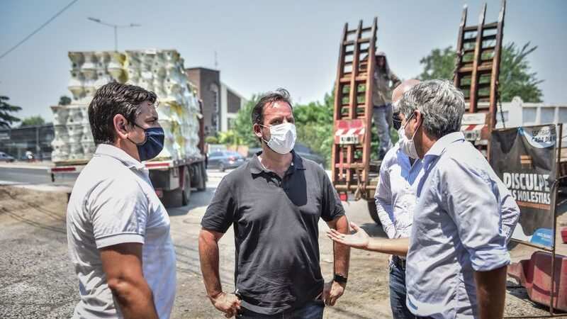 Ariel Sujarchuk y Beto Ramil supervisaron obras viales en Garín, Maquinista Savio y Matheu