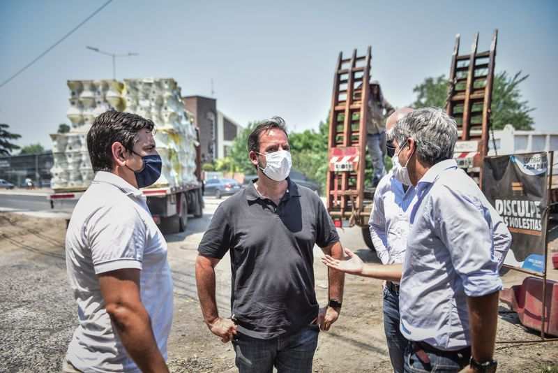 Ariel Sujarchuk y Beto Ramil supervisaron obras viales en Garín, Maquinista Savio y Matheu