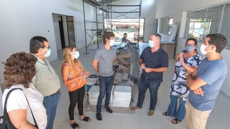 Juan Andreotti recorrió la construcción del nuevo Jardín N°934, el primero del barrio Villa Jardín