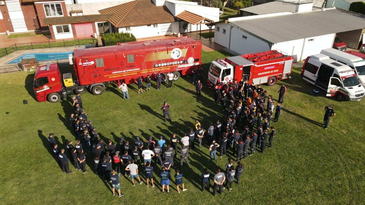 Bomberos exaltación combatiendo el Fuego en Corrientes