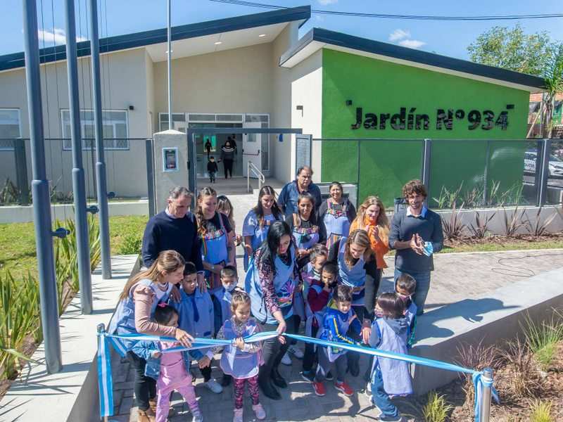 Juan Andreotti y Gabriel Katopodis inauguraron el Jardín de Infantes N°934