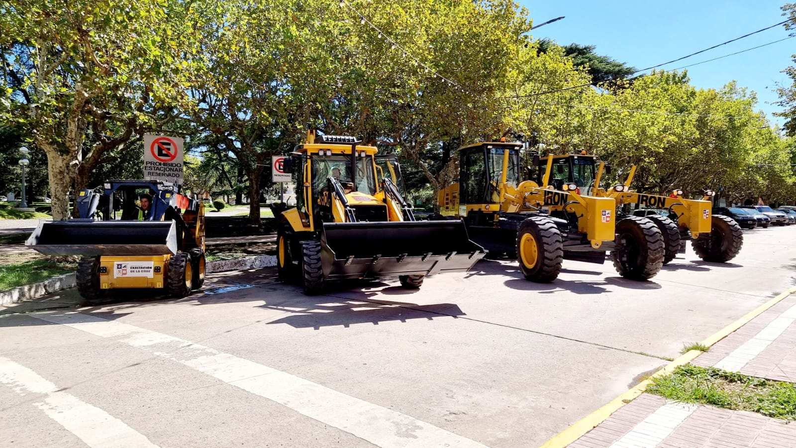 Exaltación, inversión en Maquinaria Vial para el Consolidado y Mejoramiento de Caminos