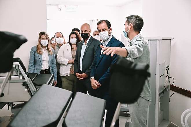 Ariel Sujarchuk y Beto Ramil supervisaron la renovación de los quirófanos del Hospital Municipal Néstor Carlos Kirchner