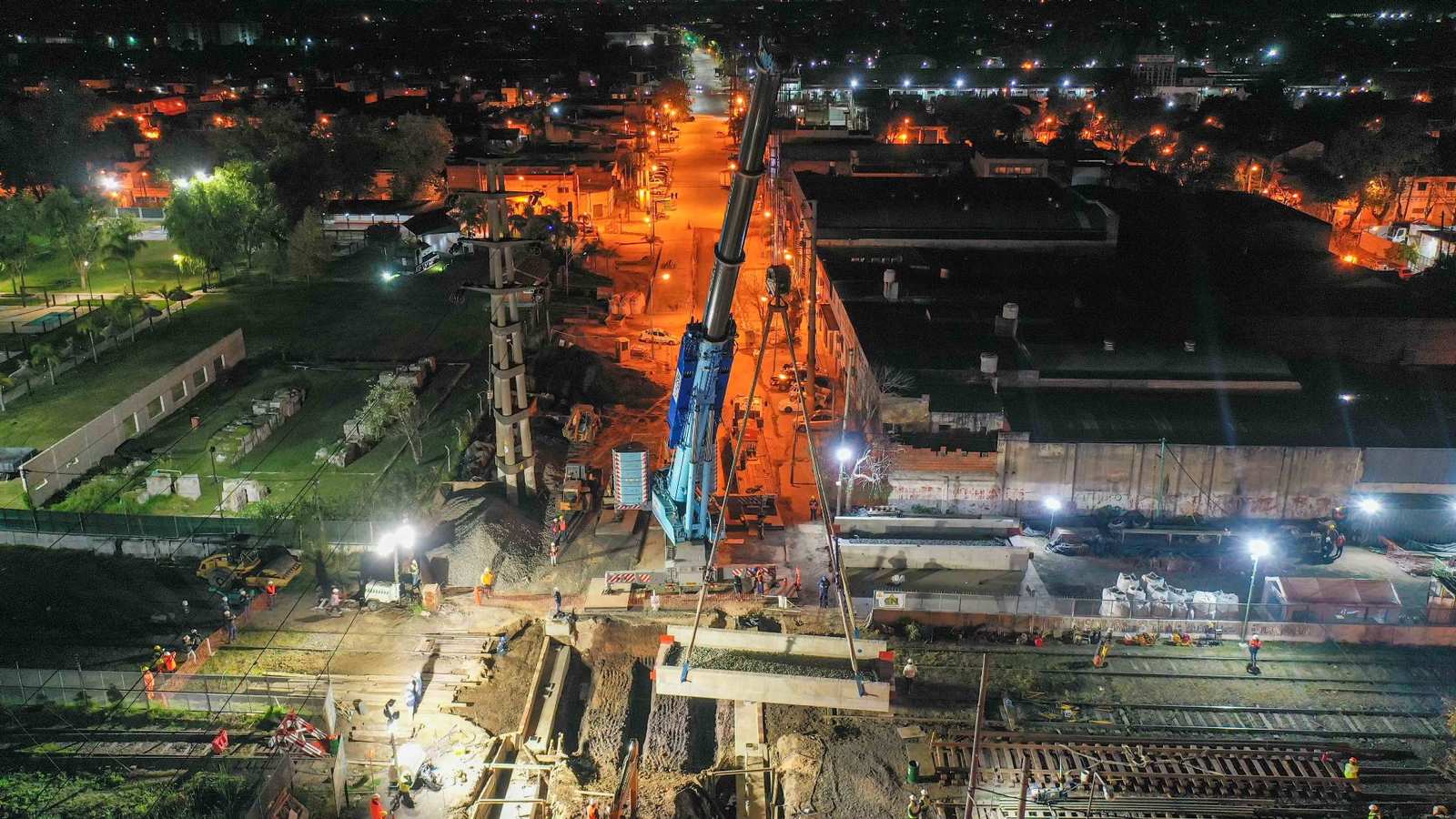 Se montaron los puentes del Túnel de la Av. Sobremonte y comienza la excavación