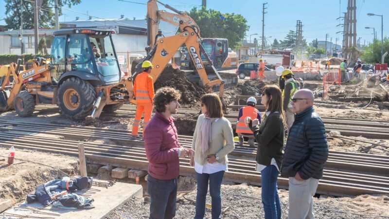 Juan Andreotti recorrió las obras del Túnel de la Av. Sobremonte