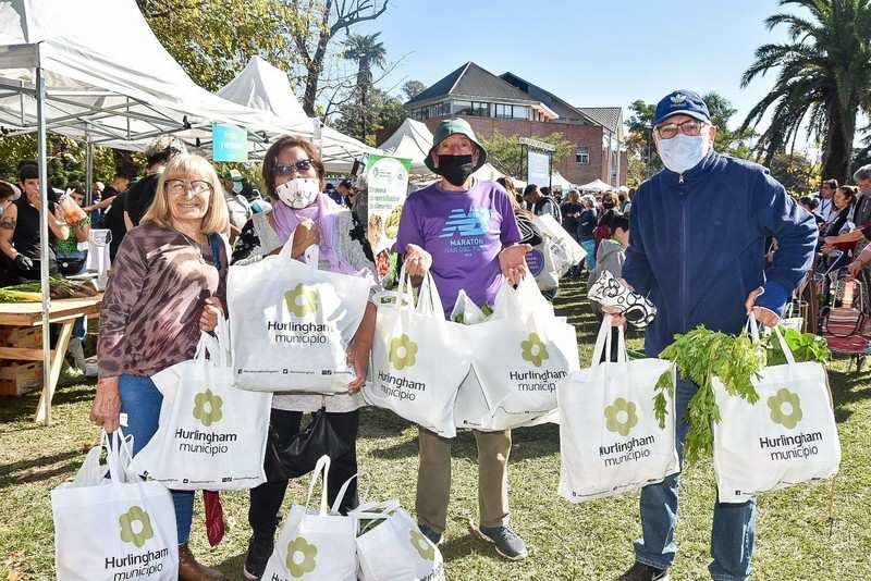 Exitosa segunda edición del Mercado Central en Hurlingham