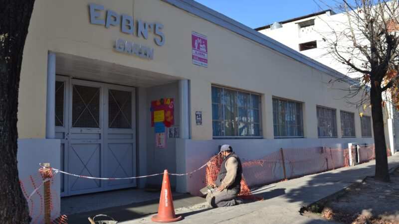 Escobar, durante el fin de semana la Municipalidad supervisó los trabajos de colocación de calefactores y obras de provisión de Gas