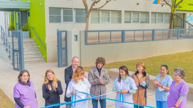 Juan Andreotti inauguró la renovación del Centro de Salud Villa Jardín