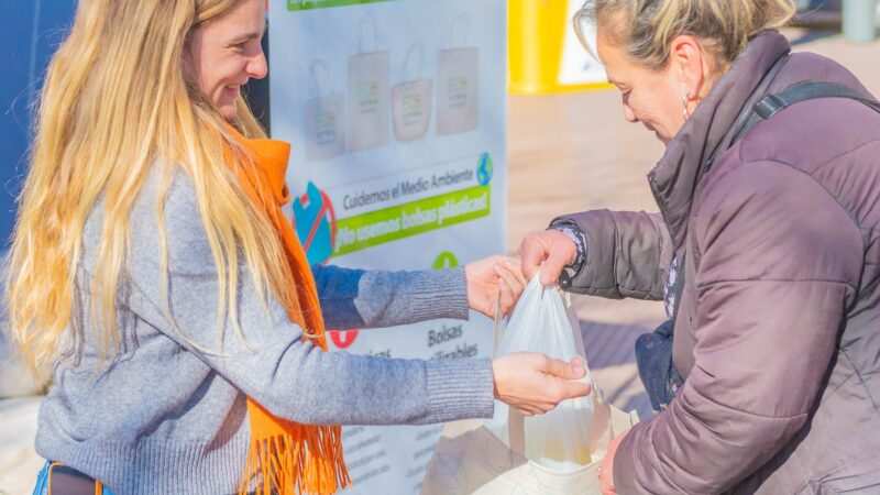San Fernando promovió el uso de bolsas reutilizables por el Día Libre de Bolsas Plásticas