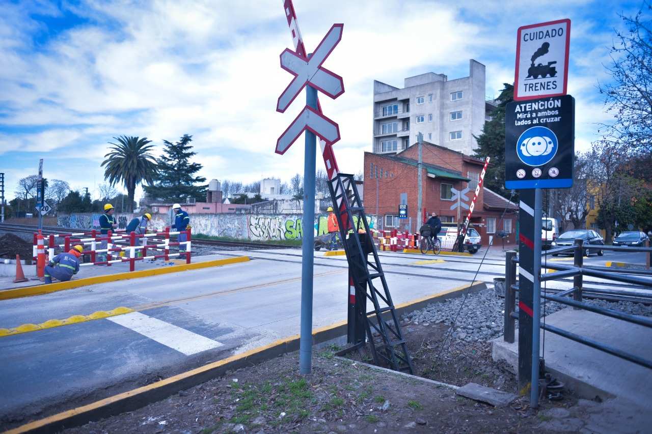 Belén de Escobar: Quedó habilitado el cruce del FF.CC. de Don Bosco y se trabajará en el de César Díaz