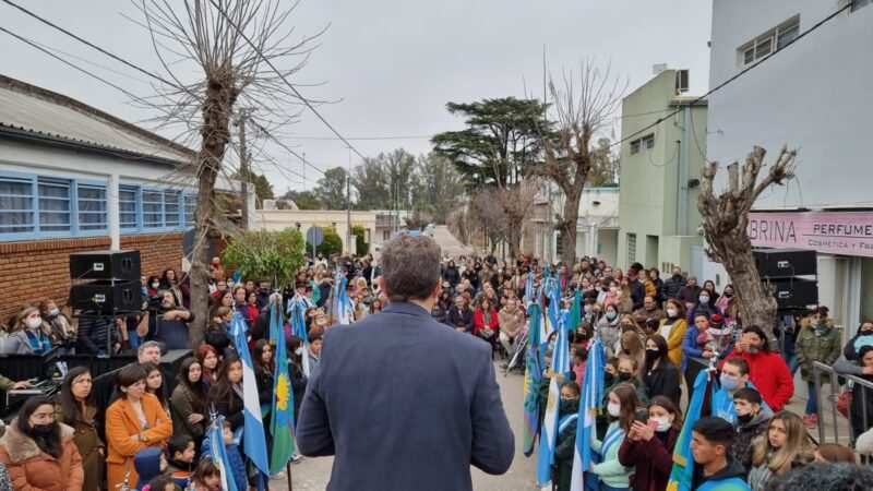 Diego Nanni participó del 50º Aniversario de la Escuela de Educación Especial N°501 “Oscar Sánchez Sambucetti”