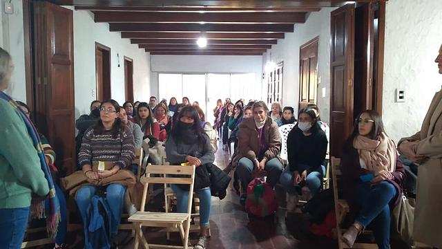 Comenzó el curso de Operador Comunitario en Niñez, Adolescencia y Familia de la Municipalidad de Escobar 