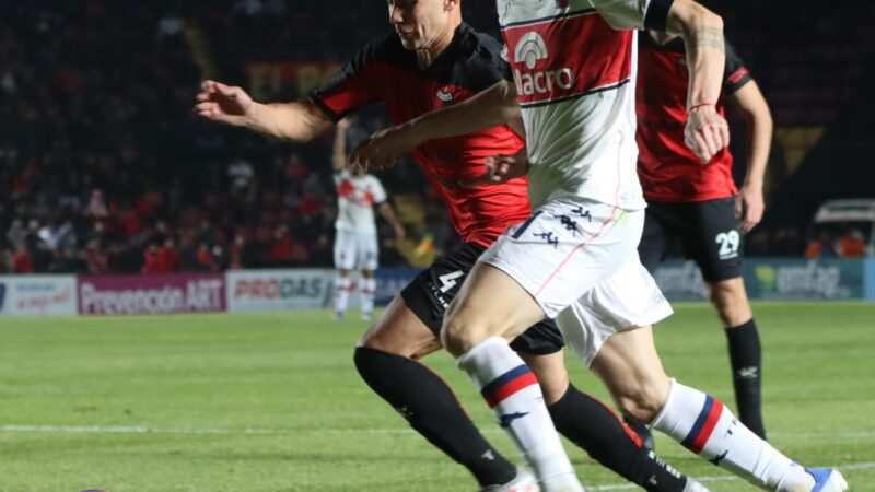 Tigre falló en la definición y perdió frente a Colón