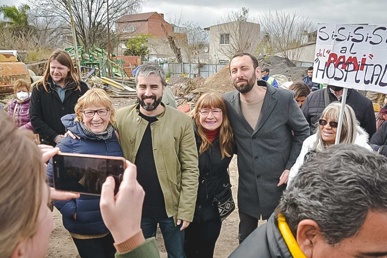 Hospital de PAMI: el intendente Damián Selci y el Subdirector de PAMI Martín Rodríguez supervisaron el inicio de la obra