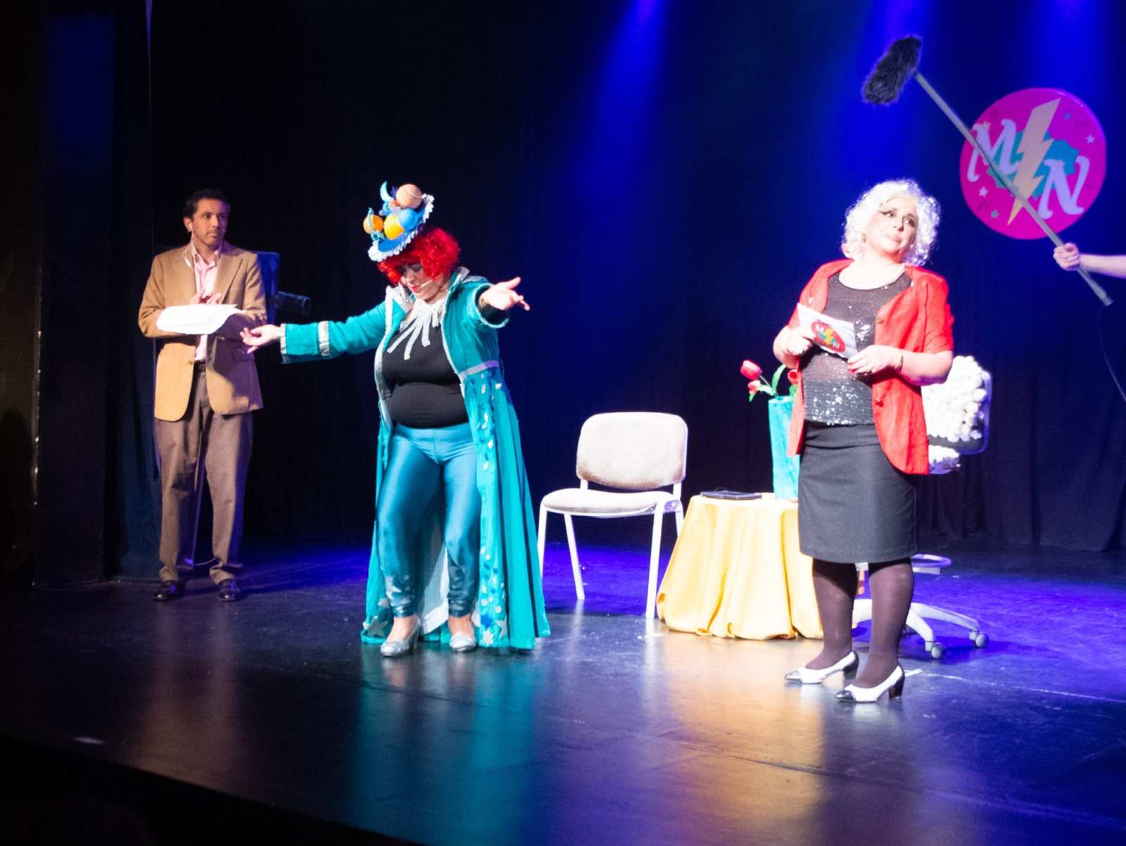 A sala llena, el Elenco Municipal de Teatro de San Fernando presentó “#MalditaNoche”