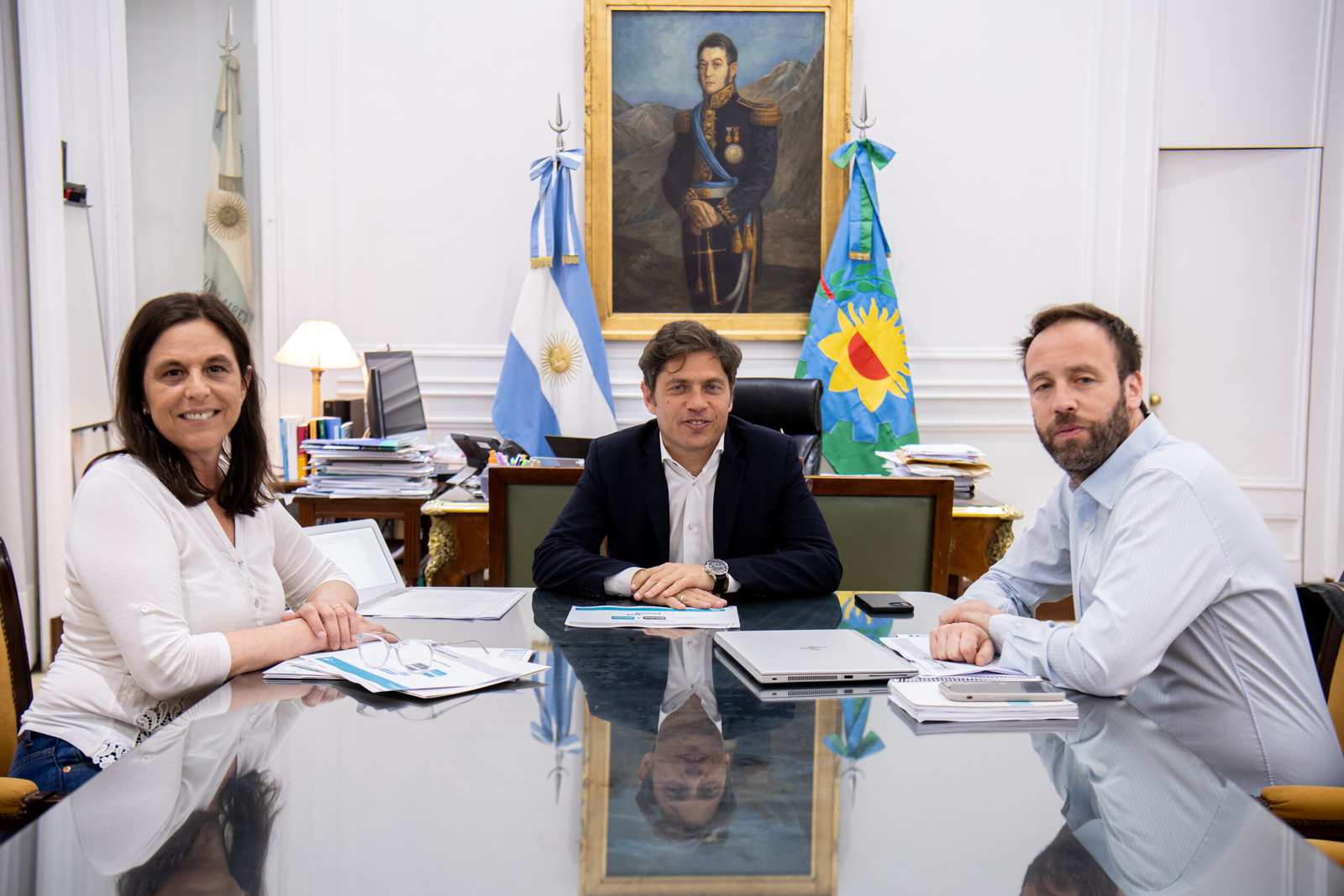 Kicillof y Moretti oficialializaron un aumento de 42,45% para las Jubilaciones y Pensiones Mínimas del IPS